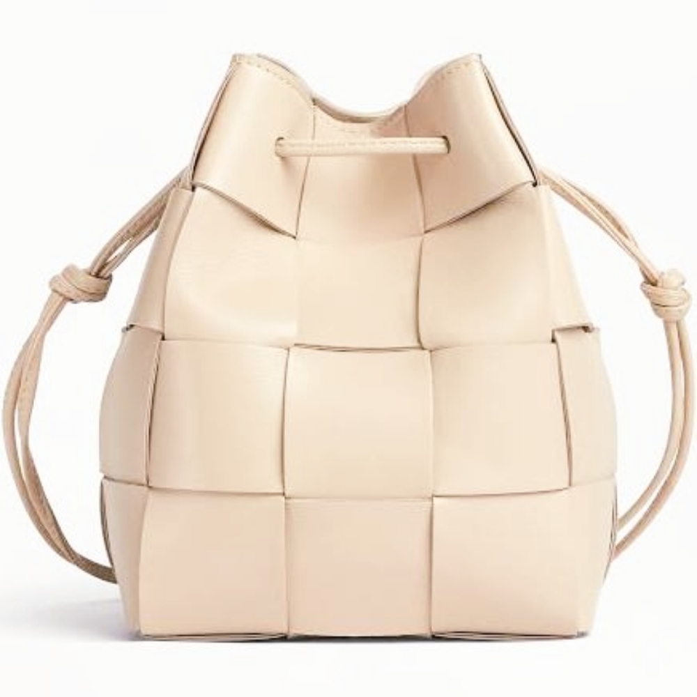 Bottega Veneta Cassette Bucket Bag